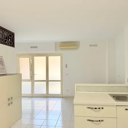 Se214 - Senigallia, Comodo Bilocale Vicino Al Centro Con Corte Esclusiva سينِغاليا