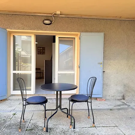 Se214 - Senigallia, Comodo Bilocale Vicino Al Centro Con Corte Esclusiva Apartmán