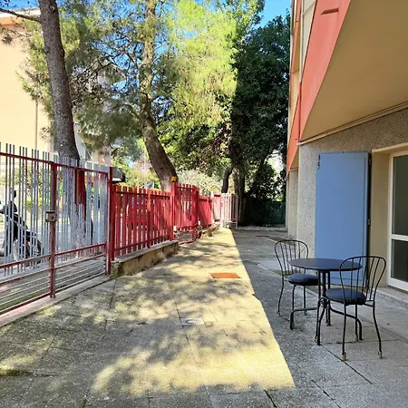 Se214 - Senigallia, Comodo Bilocale Vicino Al Centro Con Corte Esclusiva